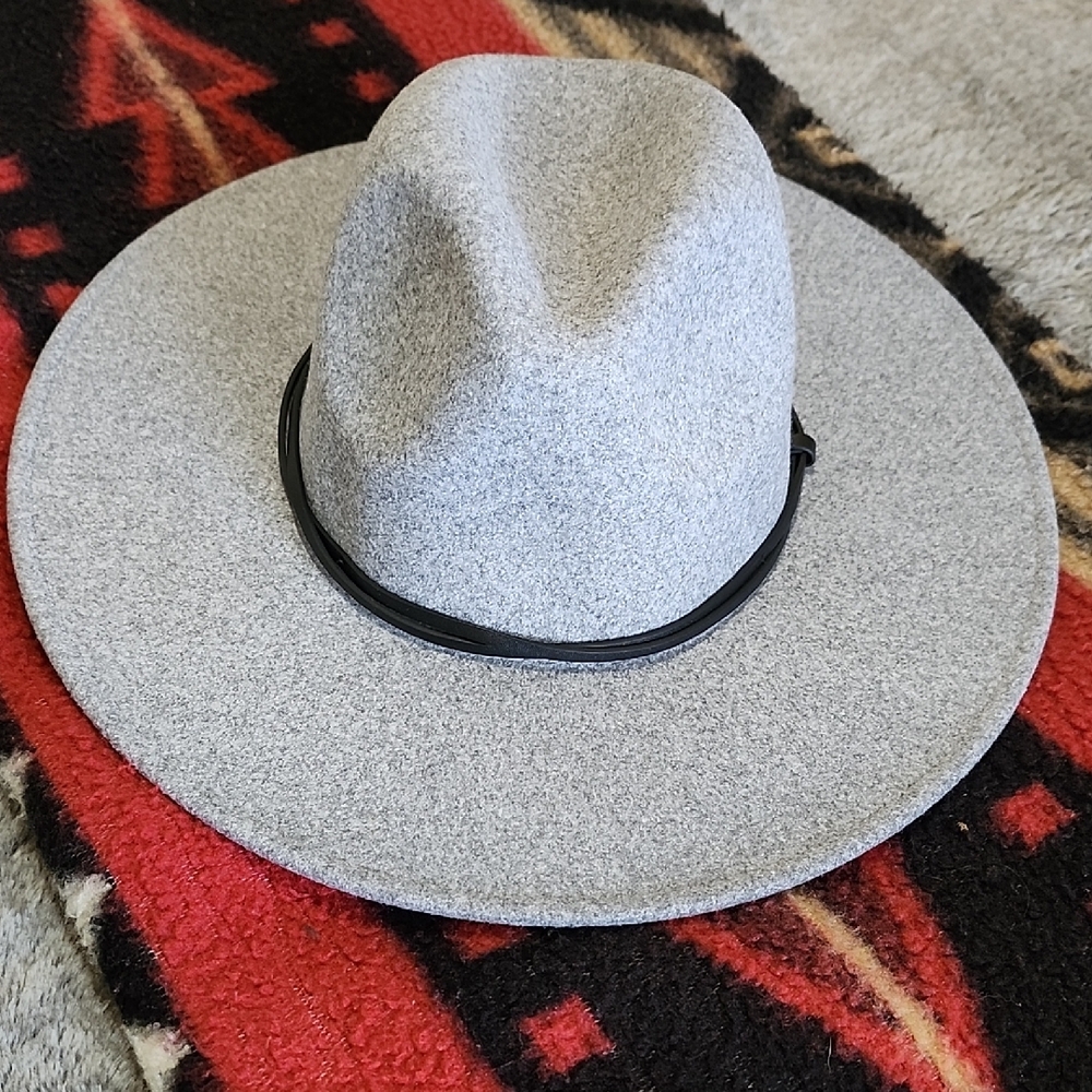Western Style Felt Fedora Hat NWT